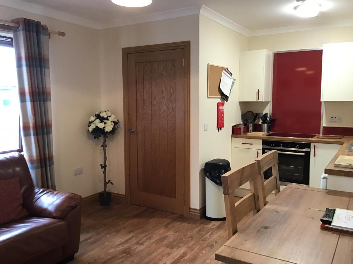 Caol Riverside Retreat מראה חיצוני תמונה